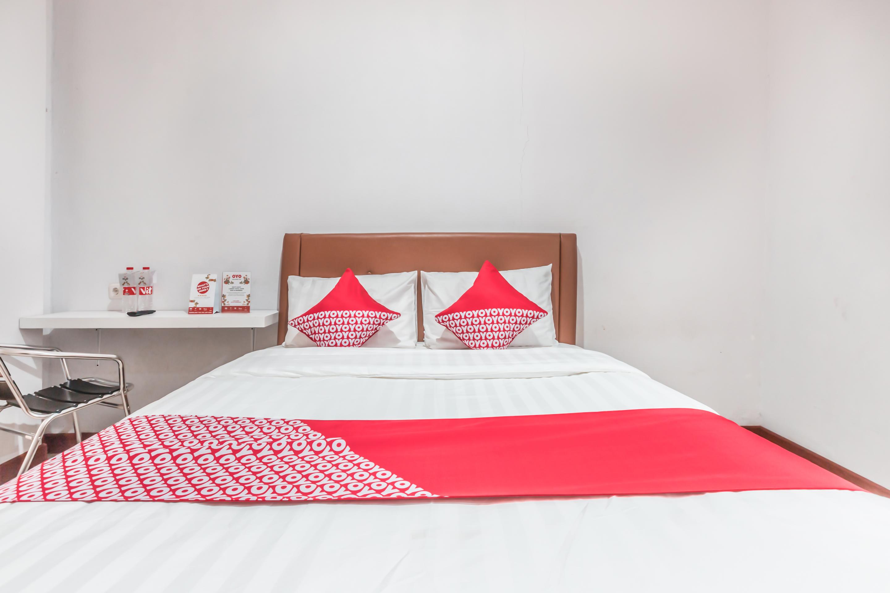 ג'קרטה Oyo 1555 Unik Guesthouse Syariah מראה חיצוני תמונה