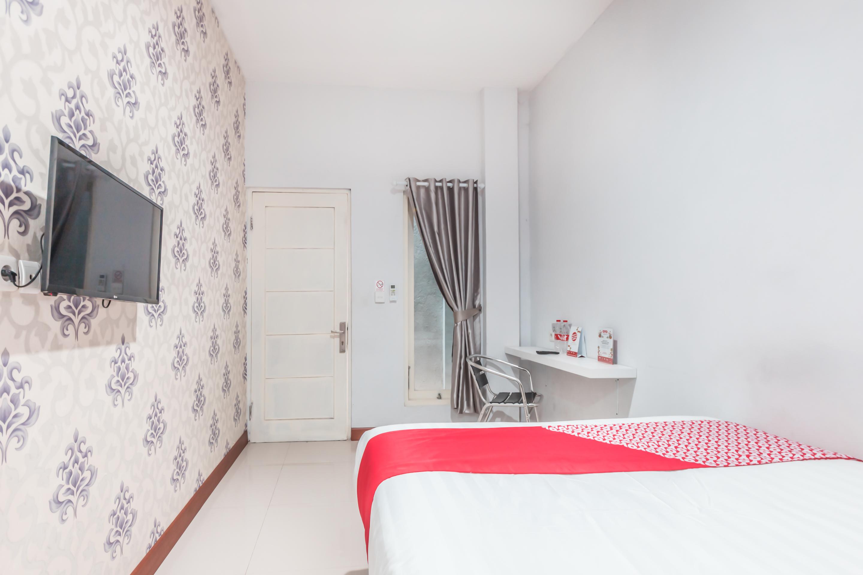 ג'קרטה Oyo 1555 Unik Guesthouse Syariah מראה חיצוני תמונה